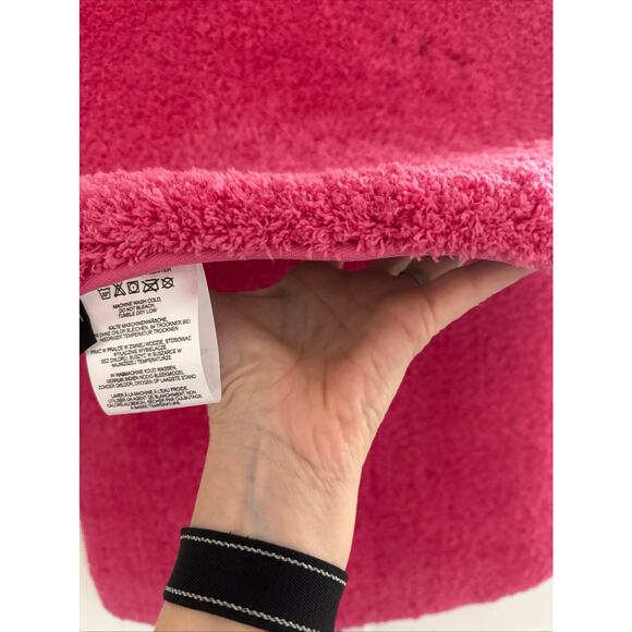 SET of 2 HOT BRIGHT PINK Tahari Bathroom Rugs Bath Mat Drylon Plush Non-Slip Rug - Picture 5 of 5